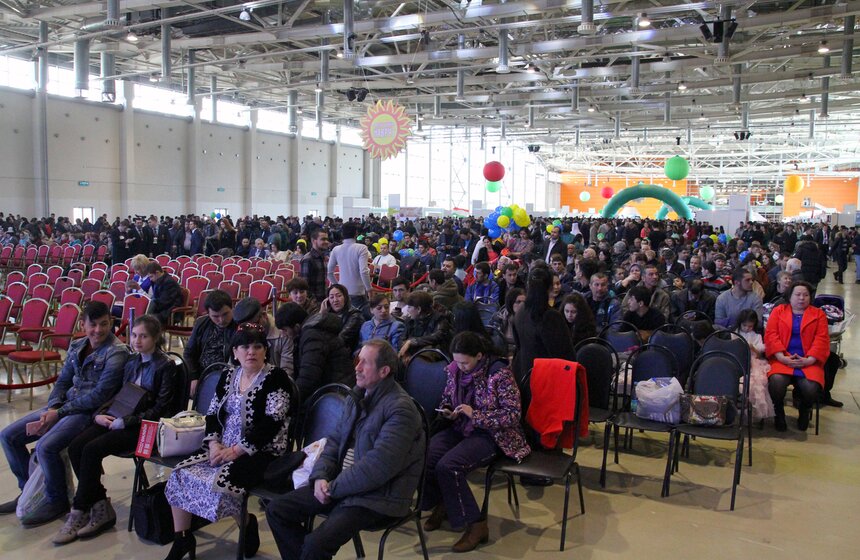 Праздник Навруз отметили на ВДНХ 1 фото