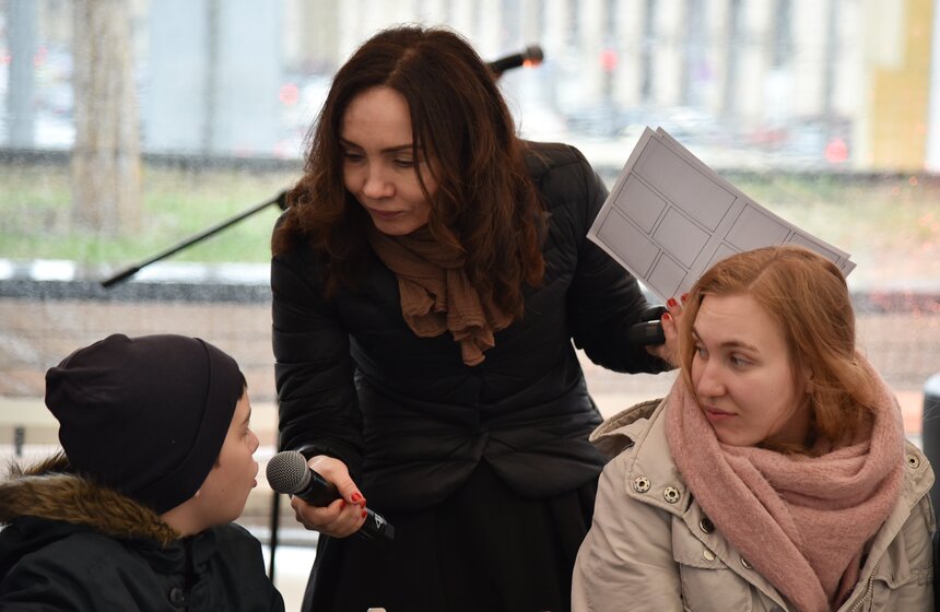 Акция "Библионочь" состоялась на Триумфальной площади 17 фото