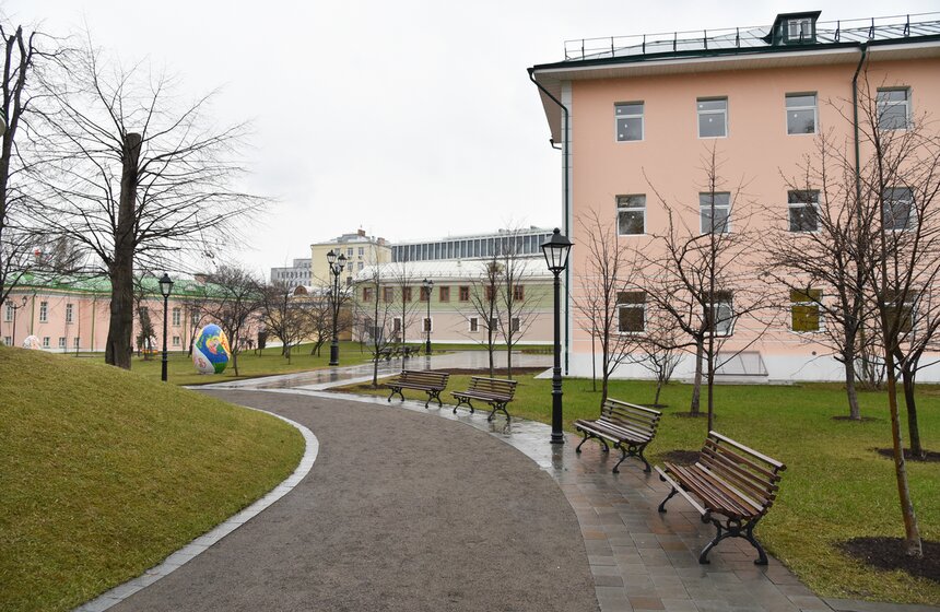 Парк Мосгордумы открылся для жителей и гостей столицы 33 фото