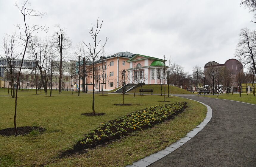 Парк Мосгордумы открылся для жителей и гостей столицы 34 фото