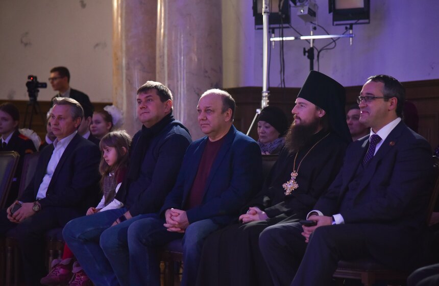 Парк Мосгордумы открылся для жителей и гостей столицы 25 фото