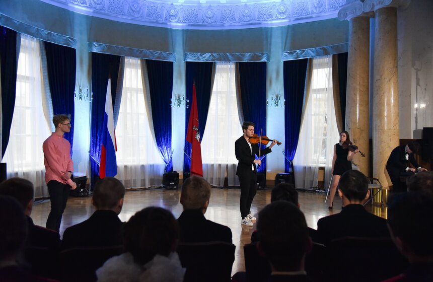 Парк Мосгордумы открылся для жителей и гостей столицы 28 фото