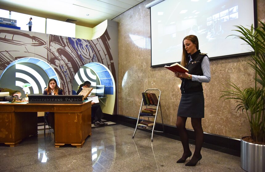 Литературный вечер в рамках "Библионочи" в метро 29 фото