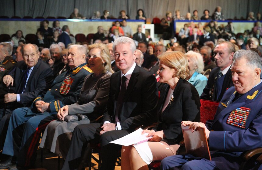 Собянин поздравил с юбилеем Московский городской совет ветеранов 6 фото