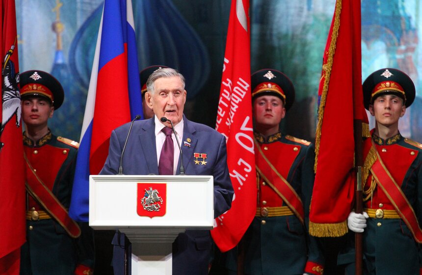 Собянин поздравил с юбилеем Московский городской совет ветеранов 22 фото