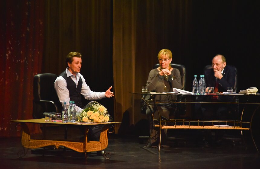 Вечер в киноклубе "Эльдар" посвятили 90-летию Рязанова 15 фото