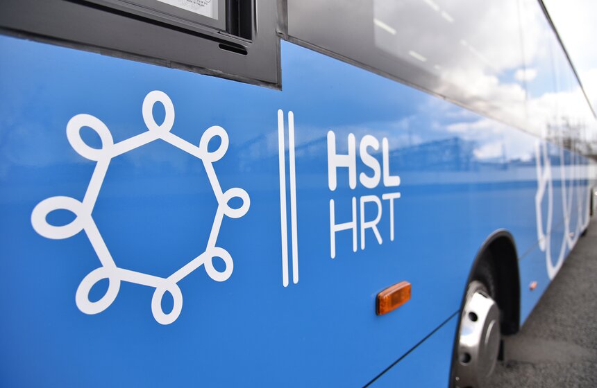 Презентация нового электробуса с возможностью быстрой зарядки 17 фото