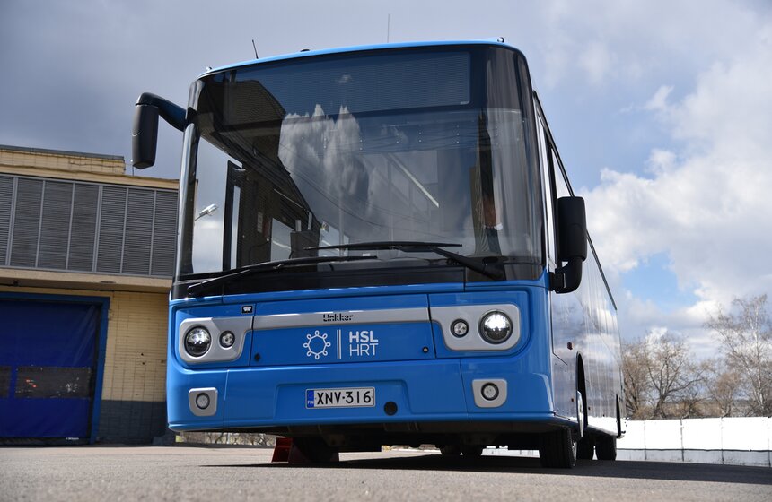Презентация нового электробуса с возможностью быстрой зарядки 10 фото