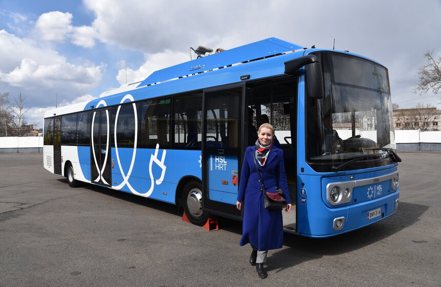 Презентация нового электробуса с возможностью быстрой зарядки 2 фото