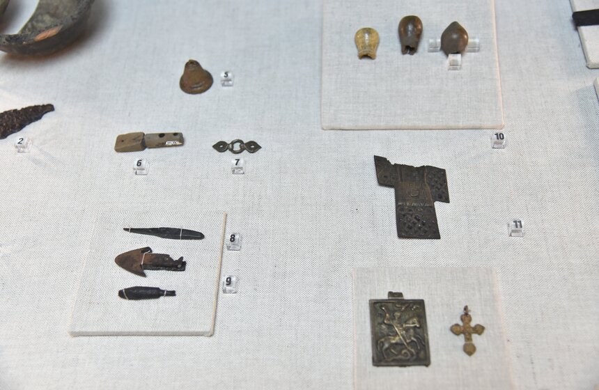 "Горизонты истории. Раскопки на Манежной площади 1993–1997 гг." 18 фото