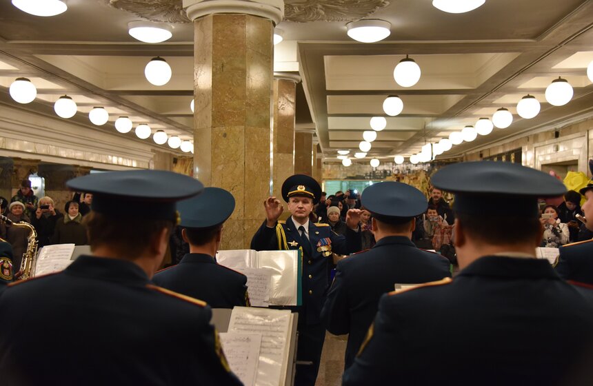 Концерт оркестра МЧС в честь 8 Марта 25 фото