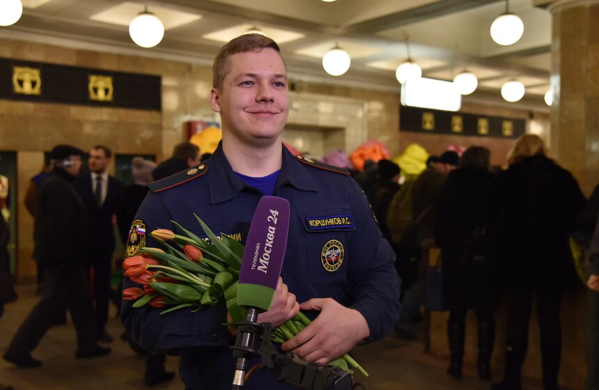 Концерт оркестра МЧС в честь 8 Марта 4 фото