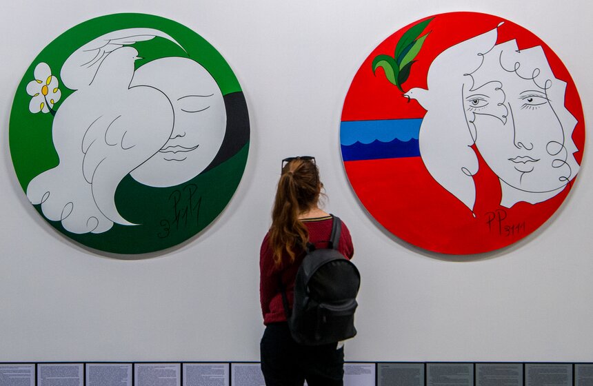 Музей "Гараж" открыл весенний выставочный сезон 24 фото