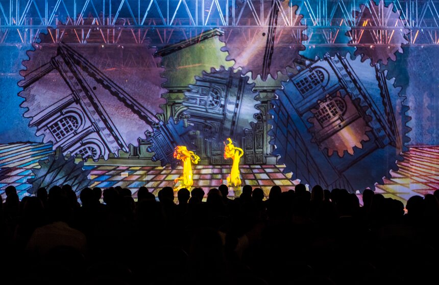 Мультимедийный проект "Манеж. 200 лет" 10 фото