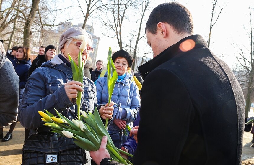 День тюльпанов в Воронцовском парке 17 фото