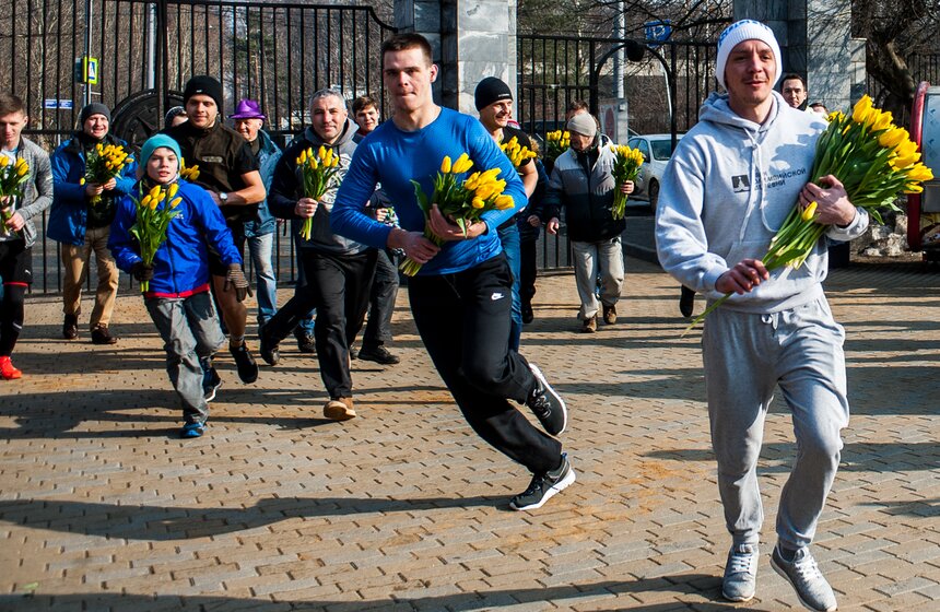 Цветочный забег в столичных парках 5 фото