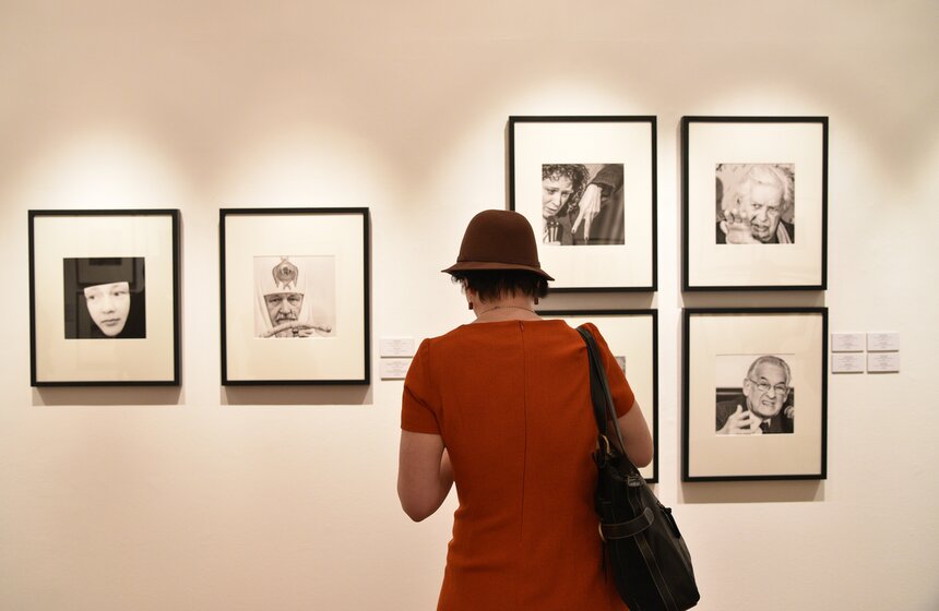 Три выставки "Мода и стиль в фотографии" открылись в MMoMA 8 фото