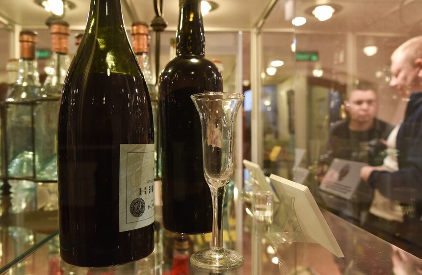 Выставка "Поставщики Двора Его Императорского Величества" 23 фото