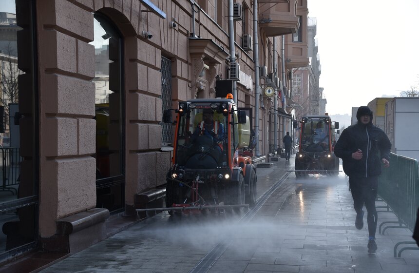 Коммунальщики начали устранять последствия зимних ненастий 7 фото