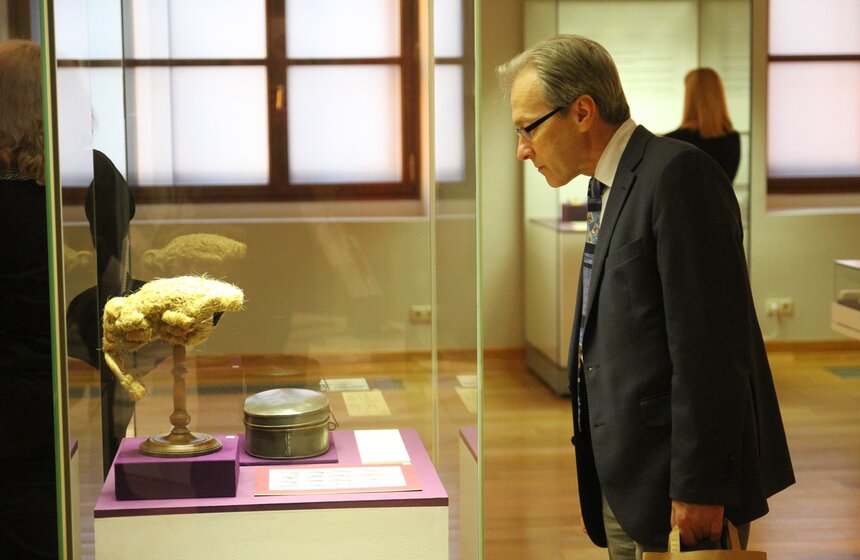 Красавец мужчина. Русский модник середины XVIII – начала XX века 24 фото