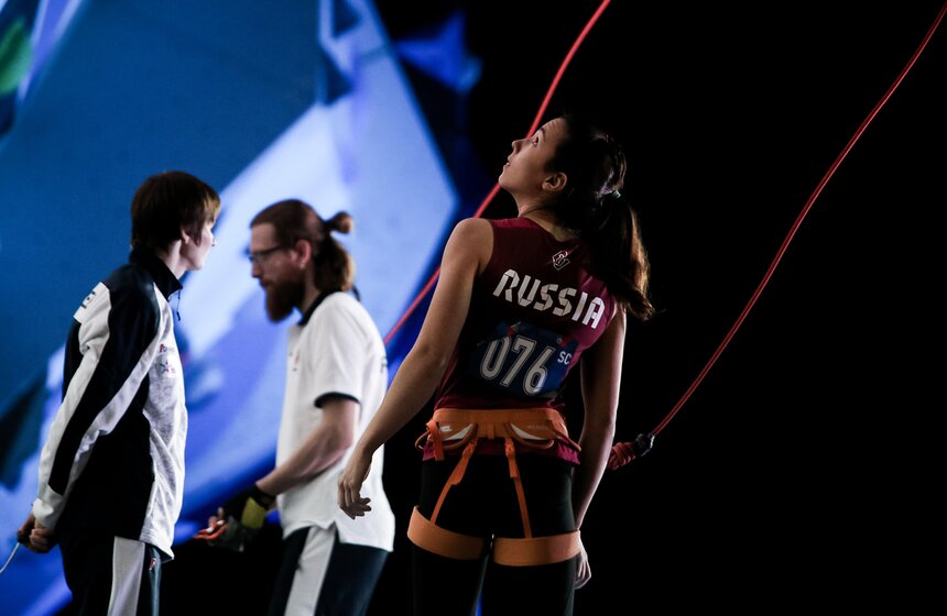 Соревнование по скалолазанию на Всемирных военных играх 5 фото