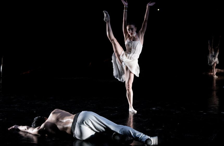 Вечер одноактных балетов "Медея. Эквус". Фото 20 фото