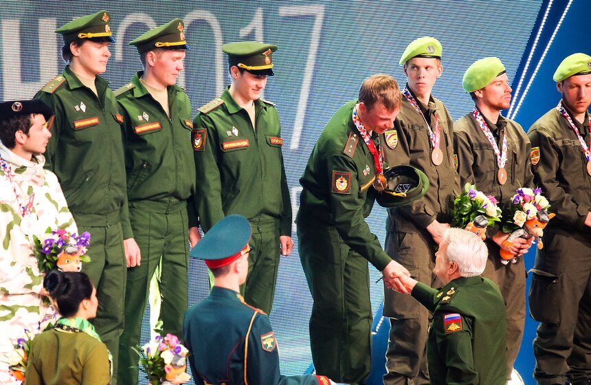 Церемония закрытия III зимних Всемирных военных игр 7 фото