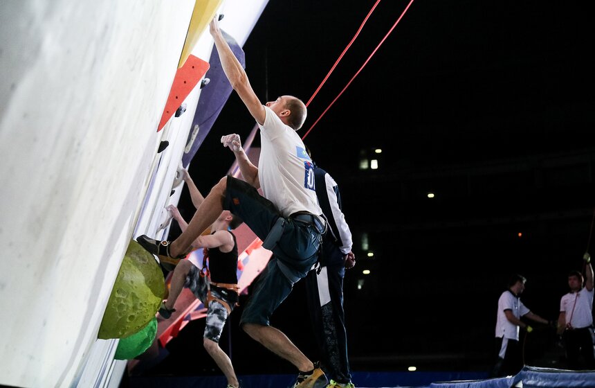 Соревнование по скалолазанию на Всемирных военных играх 19 фото