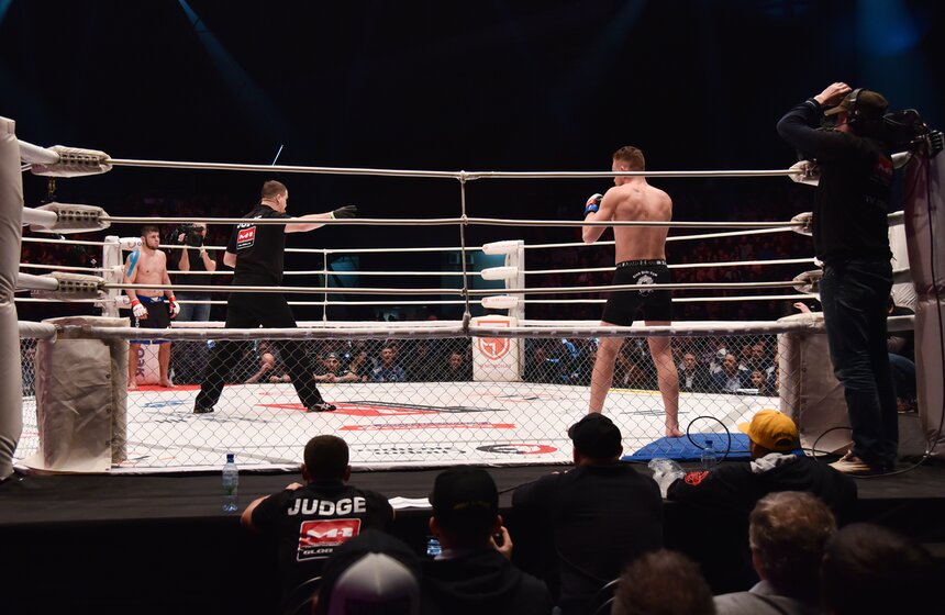 Международный турнир по смешанным единоборствам в "Олимпийском" 8 фото