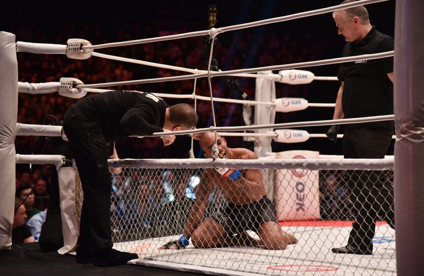 Международный турнир по смешанным единоборствам в "Олимпийском" 20 фото