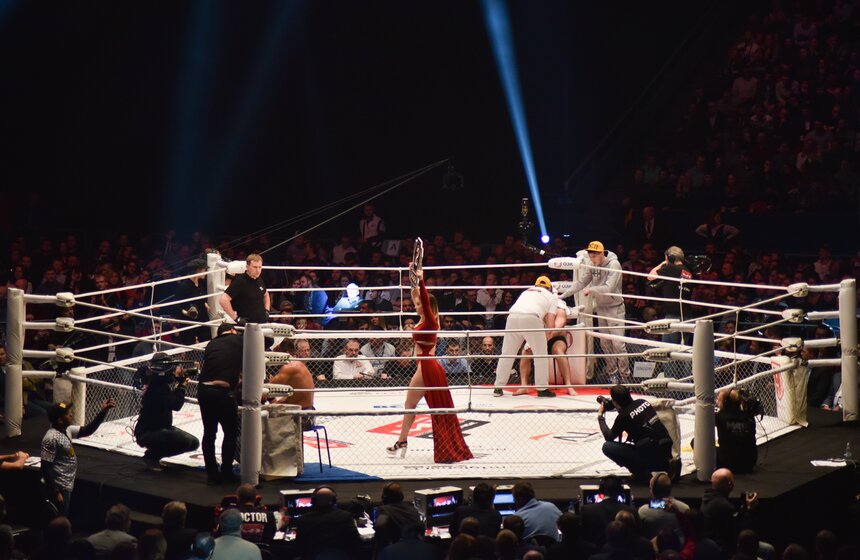 Международный турнир по смешанным единоборствам в "Олимпийском" 22 фото