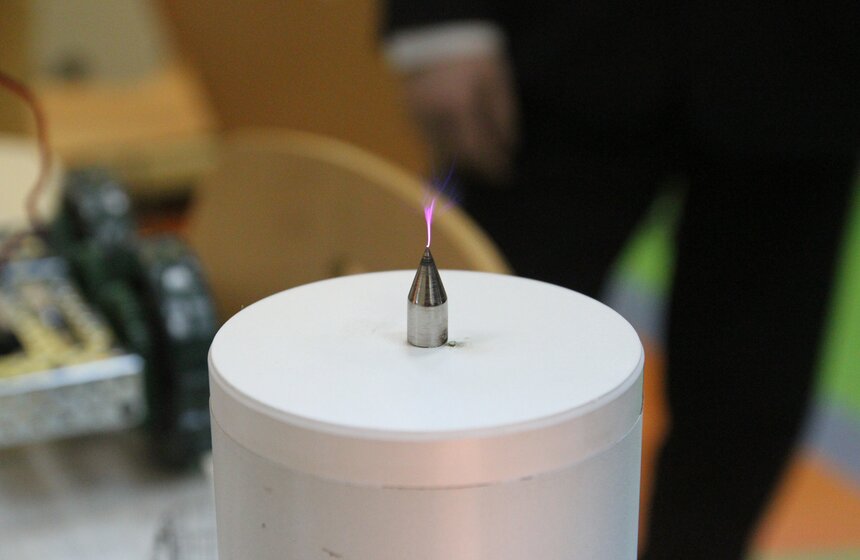 Мэр посетил лицей, где обсудил проект по профопределению 8 фото