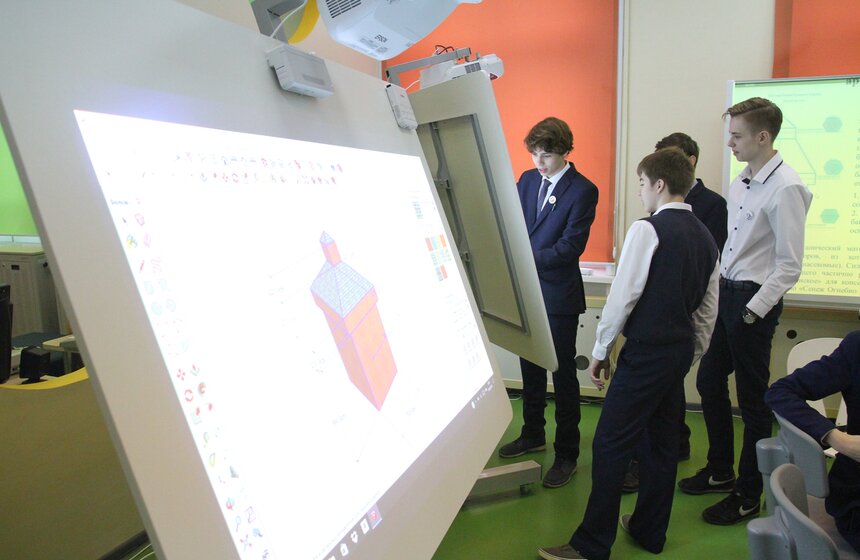 Мэр посетил лицей, где обсудил проект по профопределению 3 фото