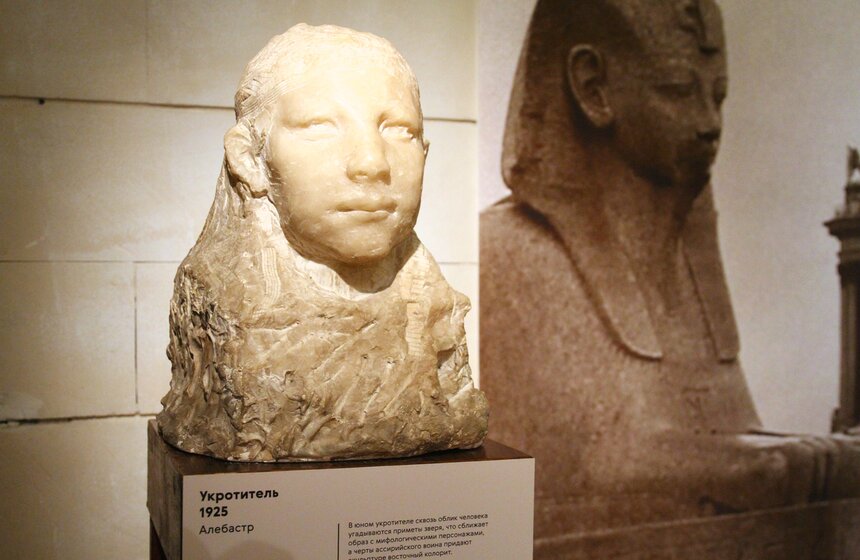 Выставка "Зарайские Сфинксы" открылась в Третьяковке 5 фото