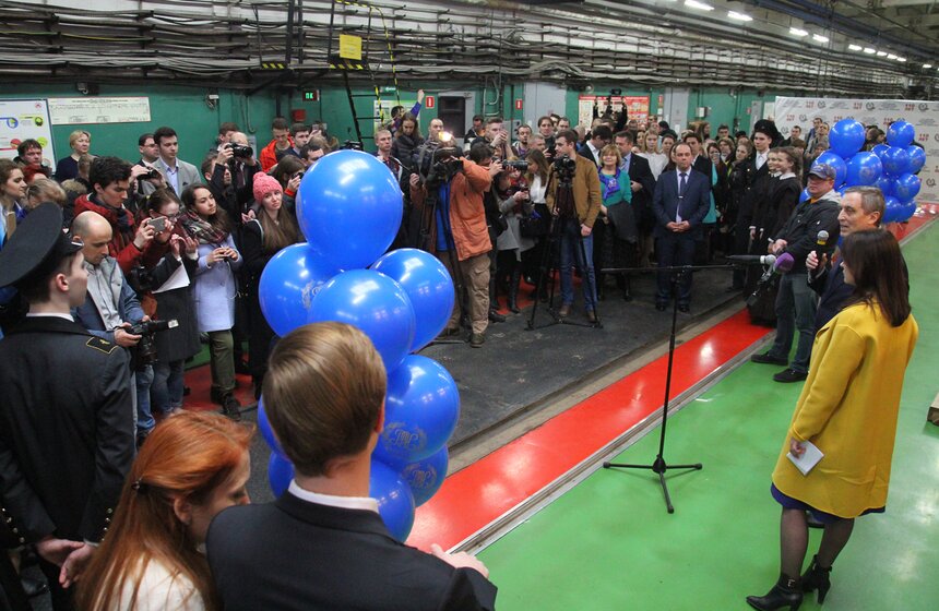 Именной поезд "Плехановец" вышел на серую ветку метро. Фото 13 фото