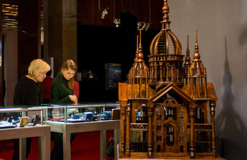 Выставка "42-й Российский Антикварный Салон" в Москве 10 фото