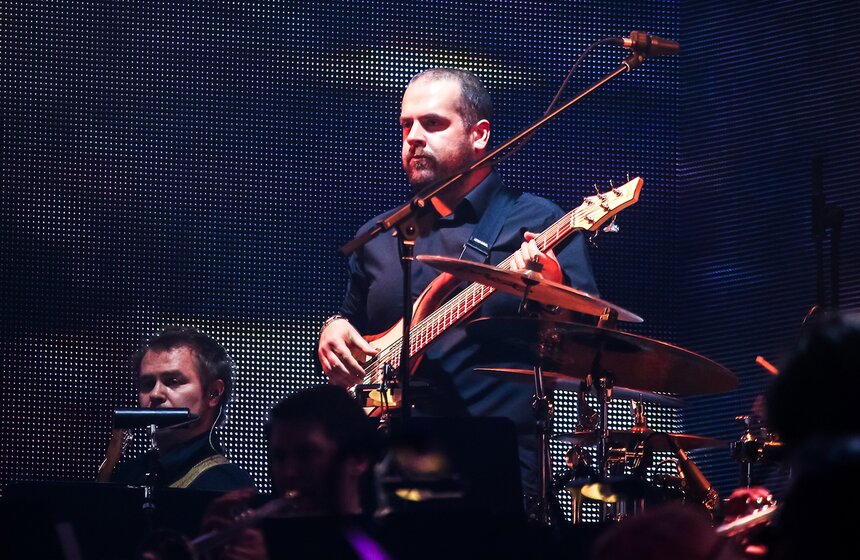 Концерт группы "Би-2" с оркестром в Кремлевском дворце 36 фото