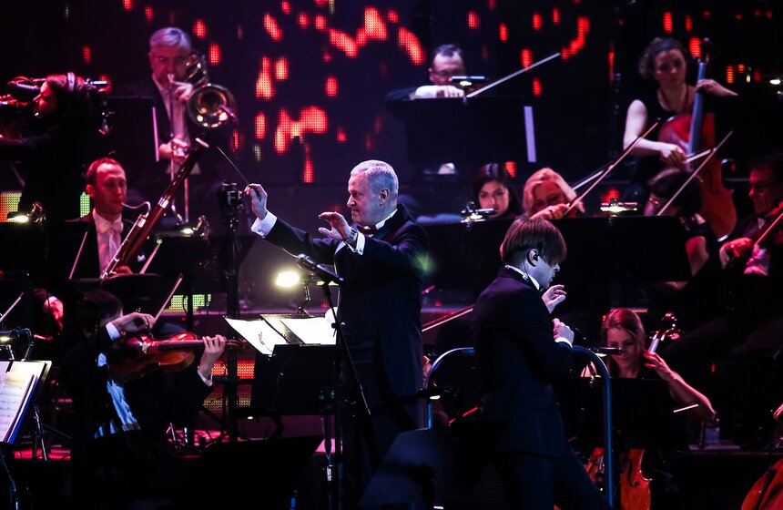 Концерт группы "Би-2" с оркестром в Кремлевском дворце 9 фото