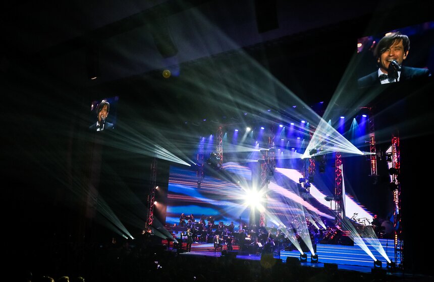 Концерт группы "Би-2" с оркестром в Кремлевском дворце 15 фото