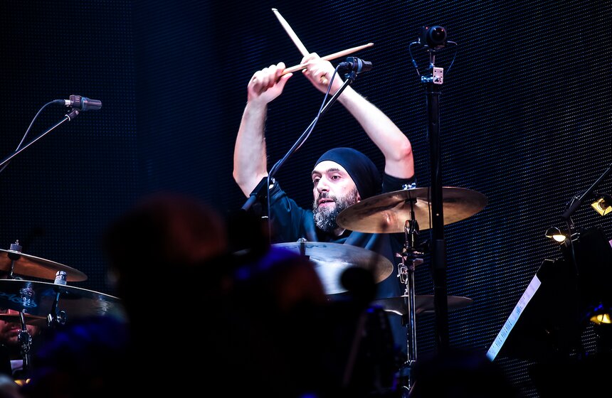 Концерт группы "Би-2" с оркестром в Кремлевском дворце 21 фото