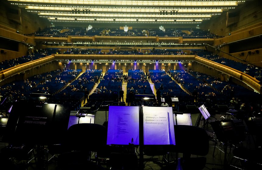 Концерт группы "Би-2" с оркестром в Кремлевском дворце 1 фото