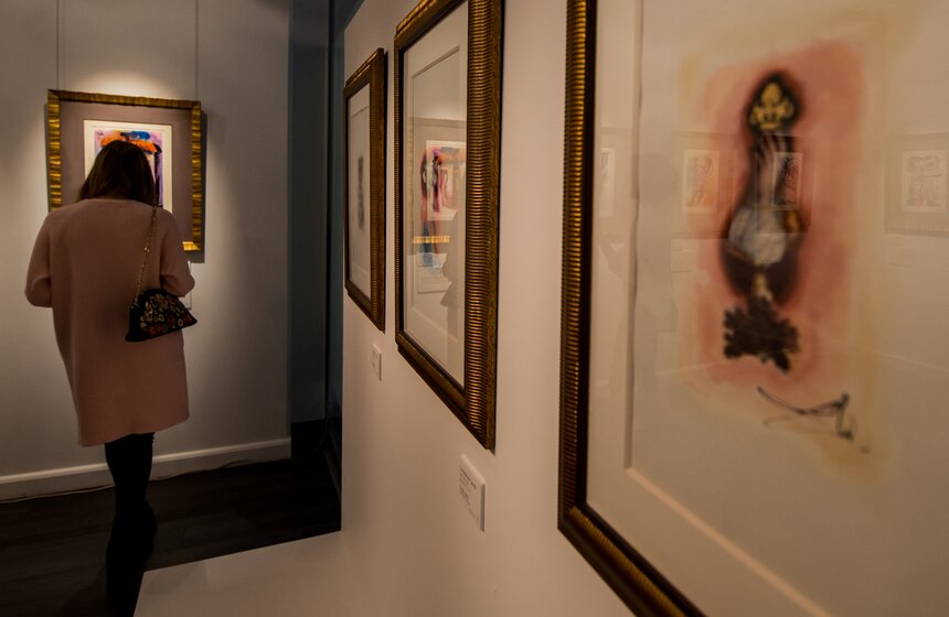 Выставка Сальвадора Дали "Алиса в Стране чудес" 9 фото