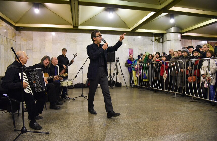 Новый этап проекта "Музыка в метро" стартовал в Москве 18 фото