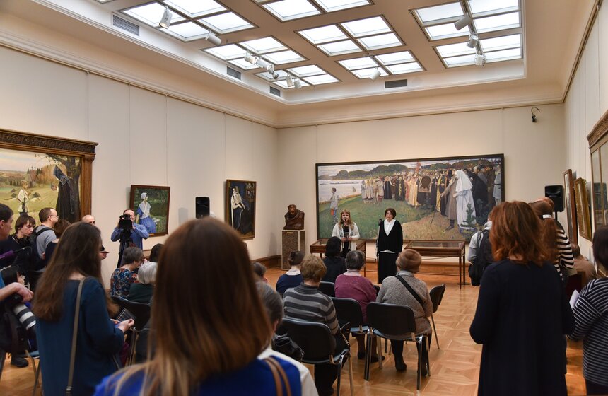 Выставка "Модель художника в объективе фотоаппарата" 1 фото