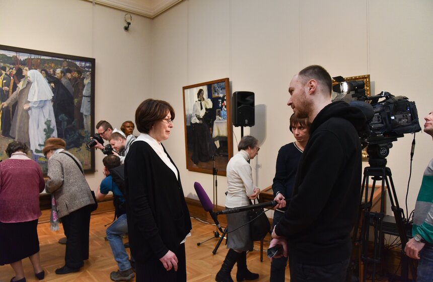 Выставка "Модель художника в объективе фотоаппарата" 5 фото