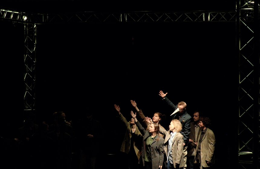 Спектакли "Золотой маски": "Язык птиц" 20 фото