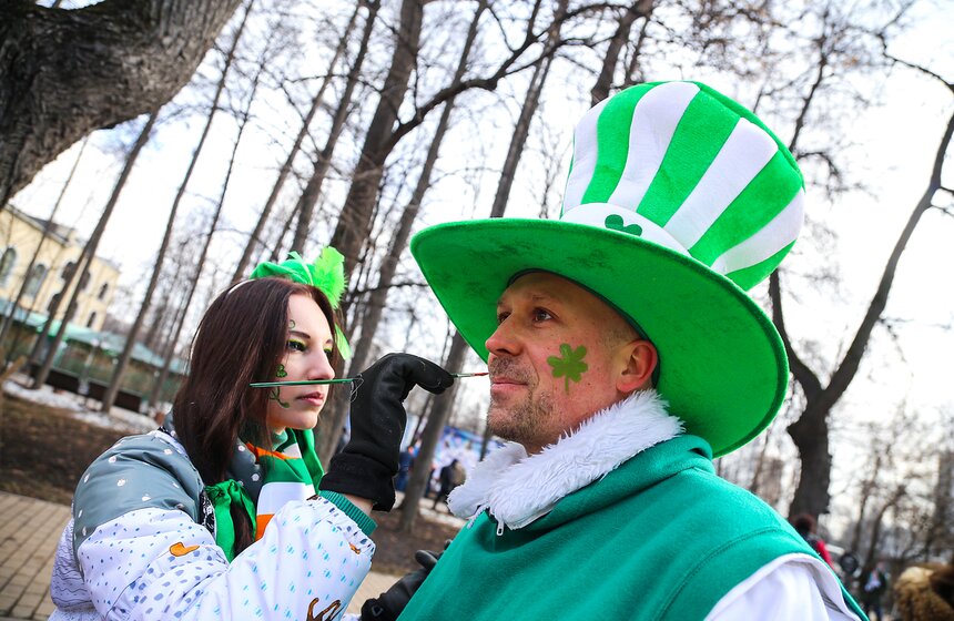 Карнавал в честь Дня святого Патрика прошел в Сокольниках 15 фото