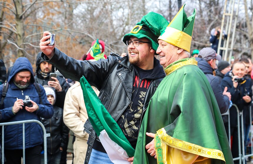 Карнавал в честь Дня святого Патрика прошел в Сокольниках 20 фото