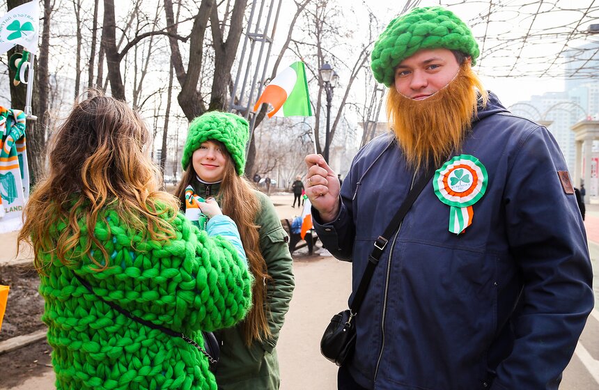 Карнавал в честь Дня святого Патрика прошел в Сокольниках 1 фото