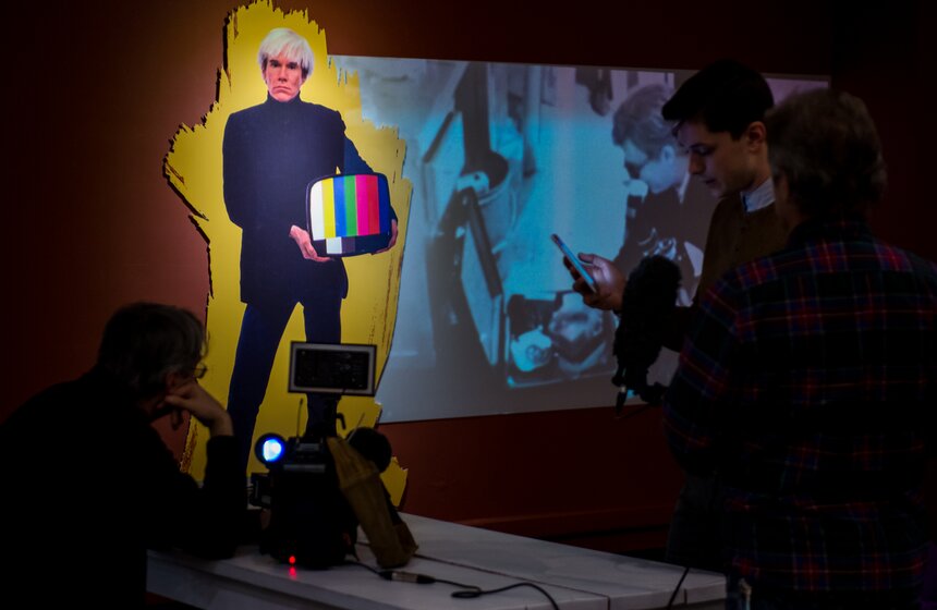 Выставка Уорхолла об исчезающих животных открылась в Москве 19 фото